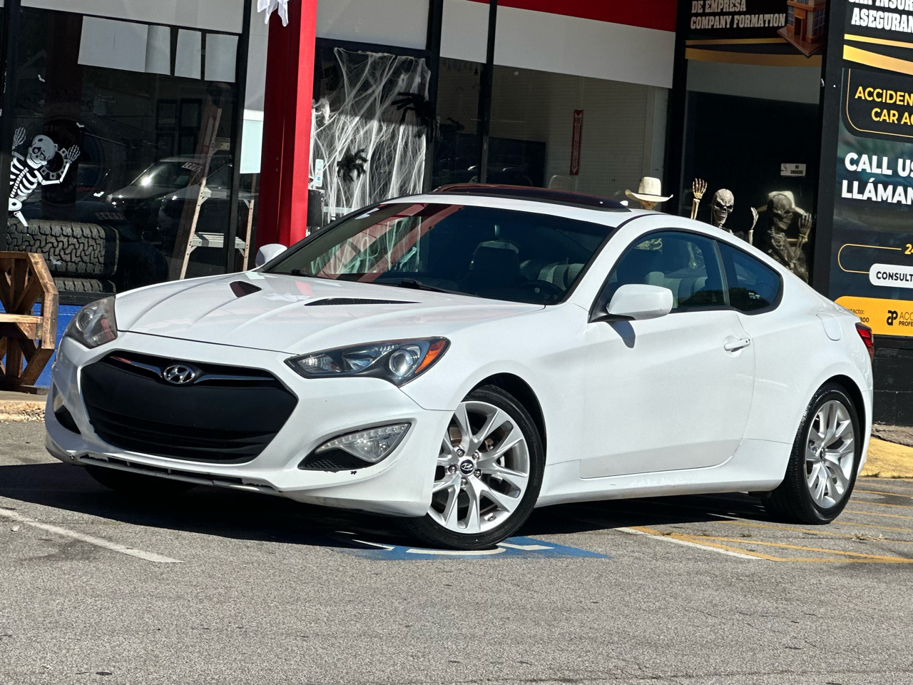 Hyundai Genesis Coupe 2dr I4 2.0T Auto Premium 2014