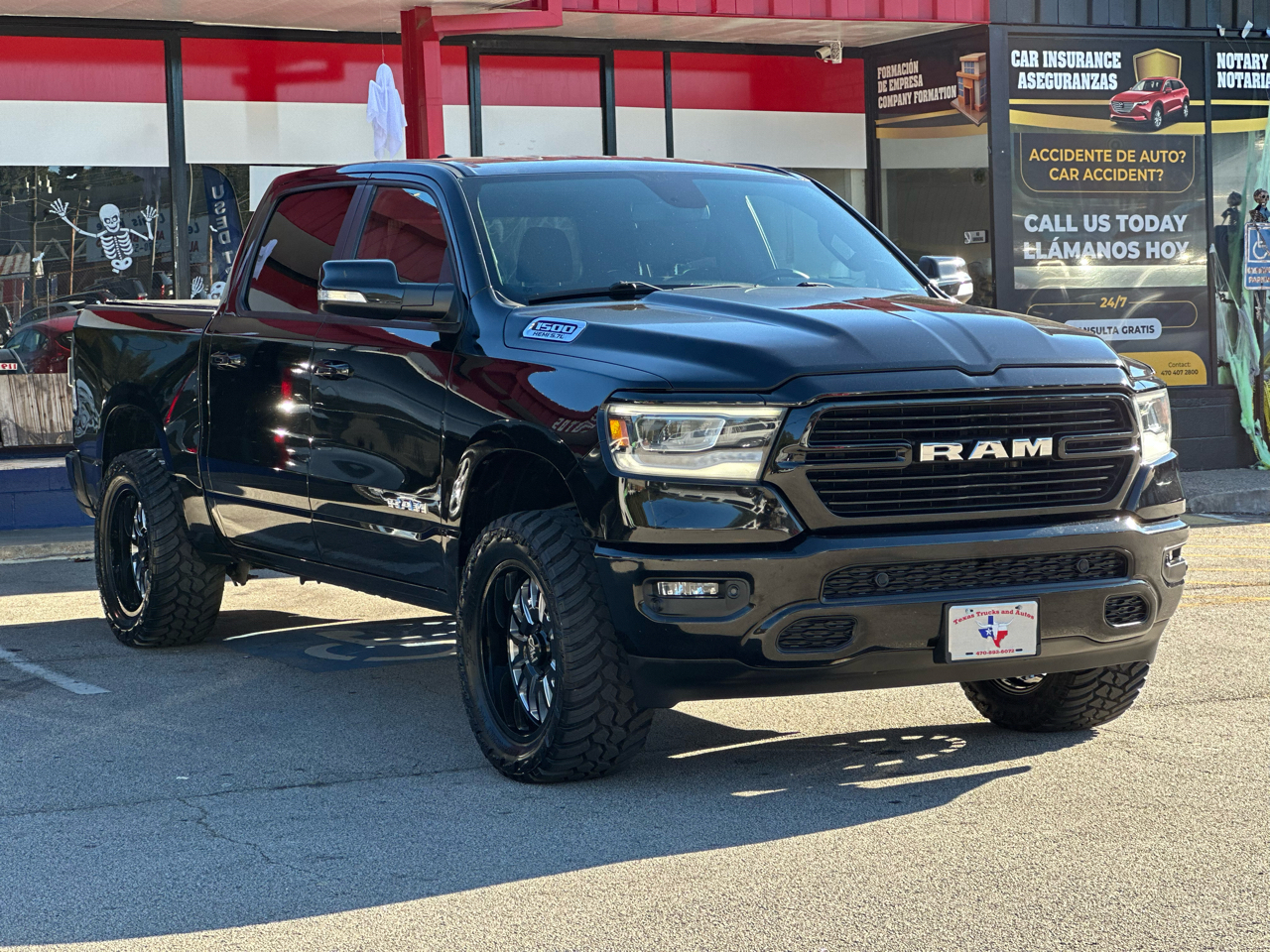 RAM 1500 Big Horn/Lone Star 4x4 Crew Cab 5'7" Box 2019