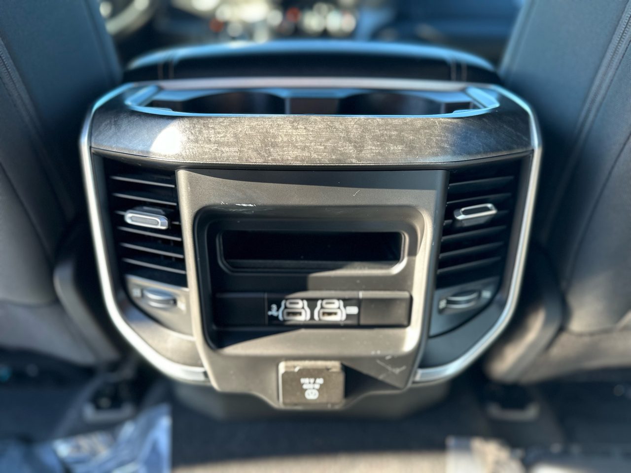 RAM 1500 Big Horn/Lone Star 4x4 Crew Cab 5'7" Box 2019