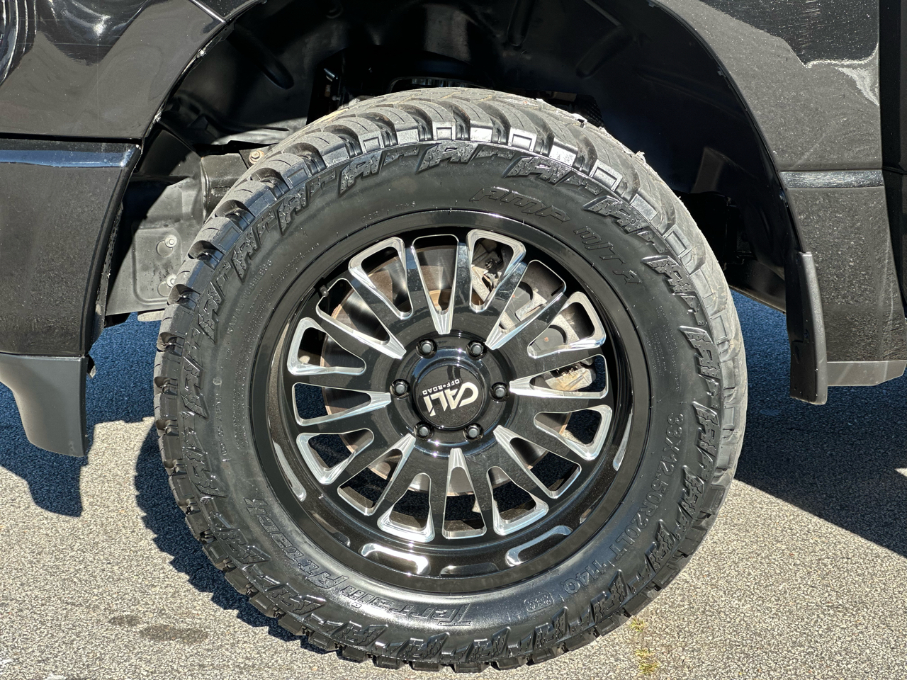 RAM 1500 Big Horn/Lone Star 4x4 Crew Cab 5'7" Box 2019