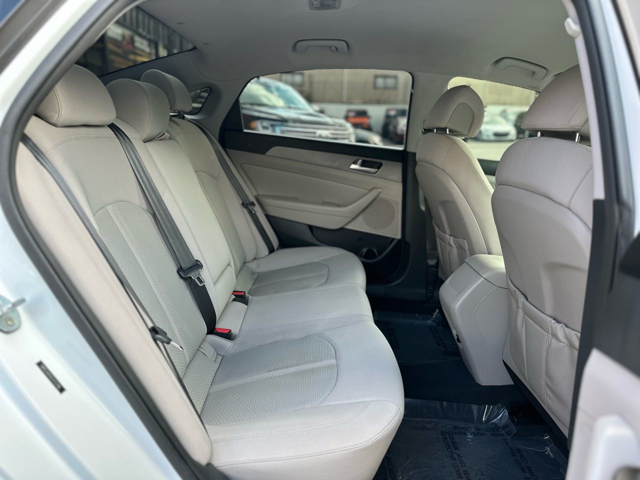 Hyundai Sonata 4dr Sdn 2.4L SE 2015