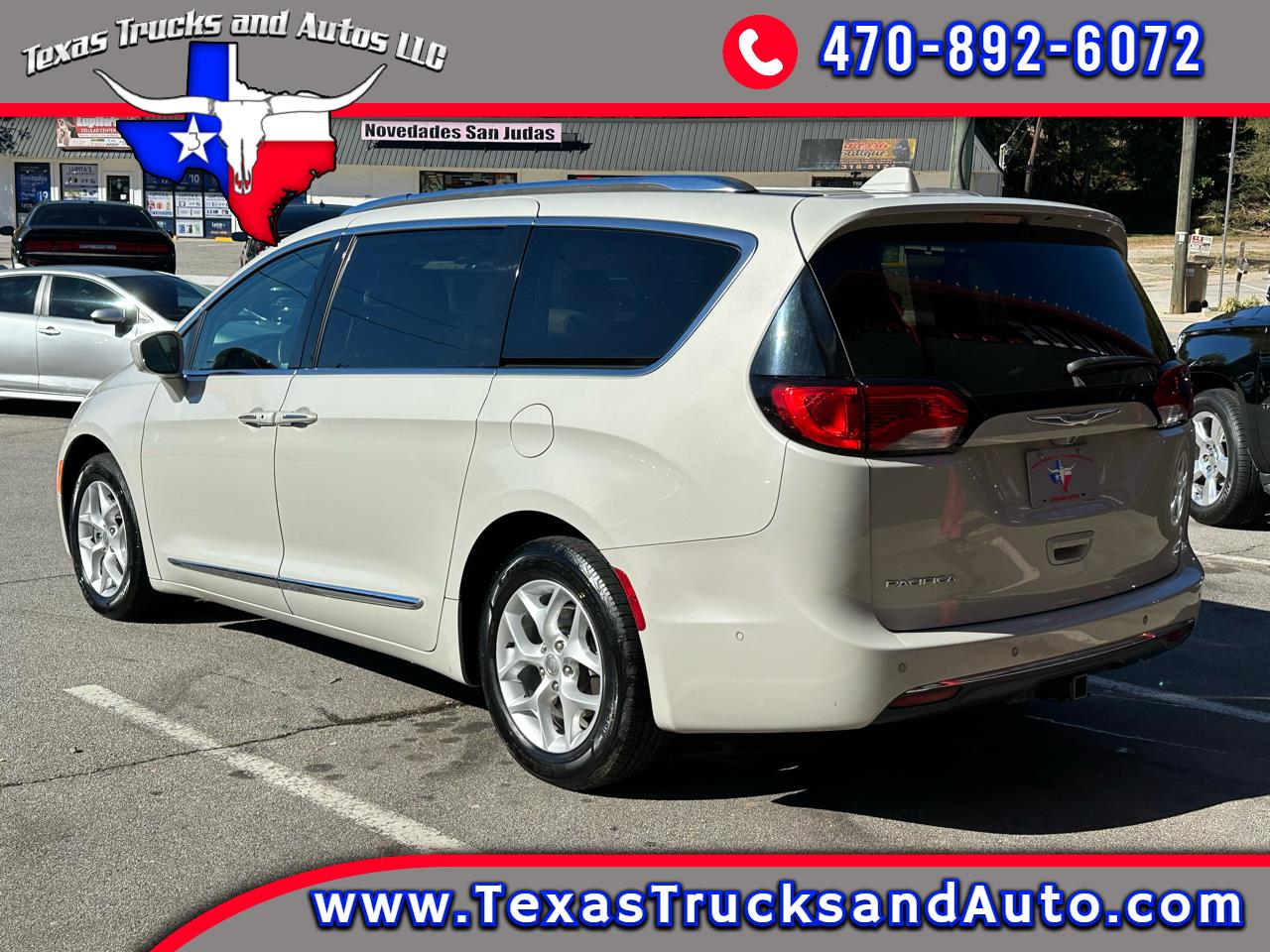 2017 Chrysler Pacifica Touring-L Plus FWD