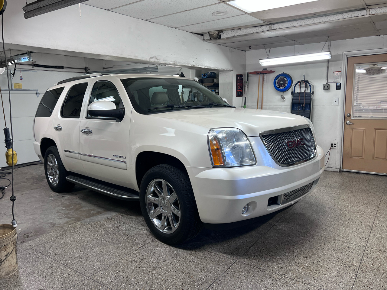 2012 GMC Yukon Denali 4WD