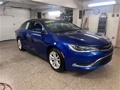 2016 Chrysler 200 