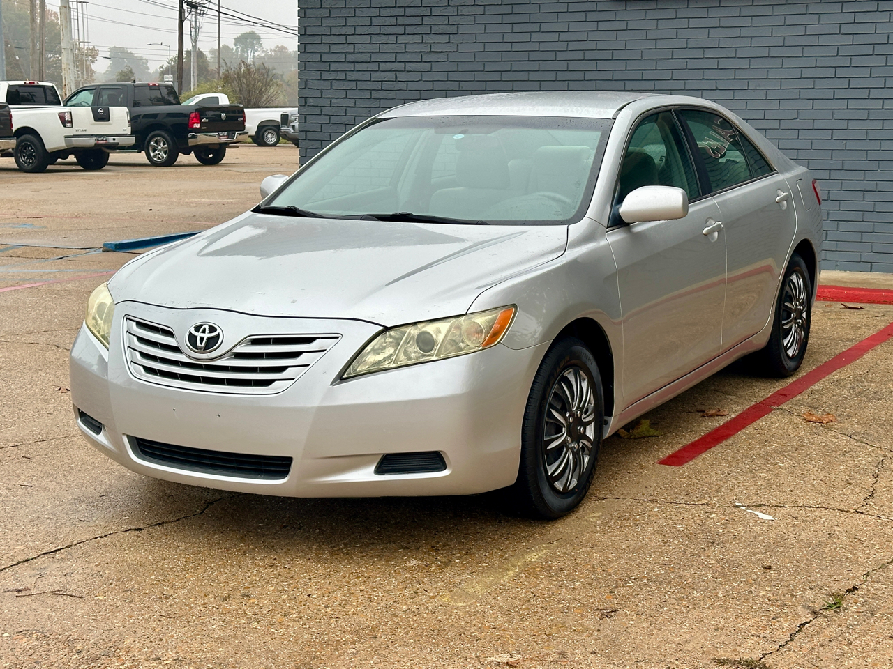 Toyota Camry 4dr Sdn LE Auto 2009