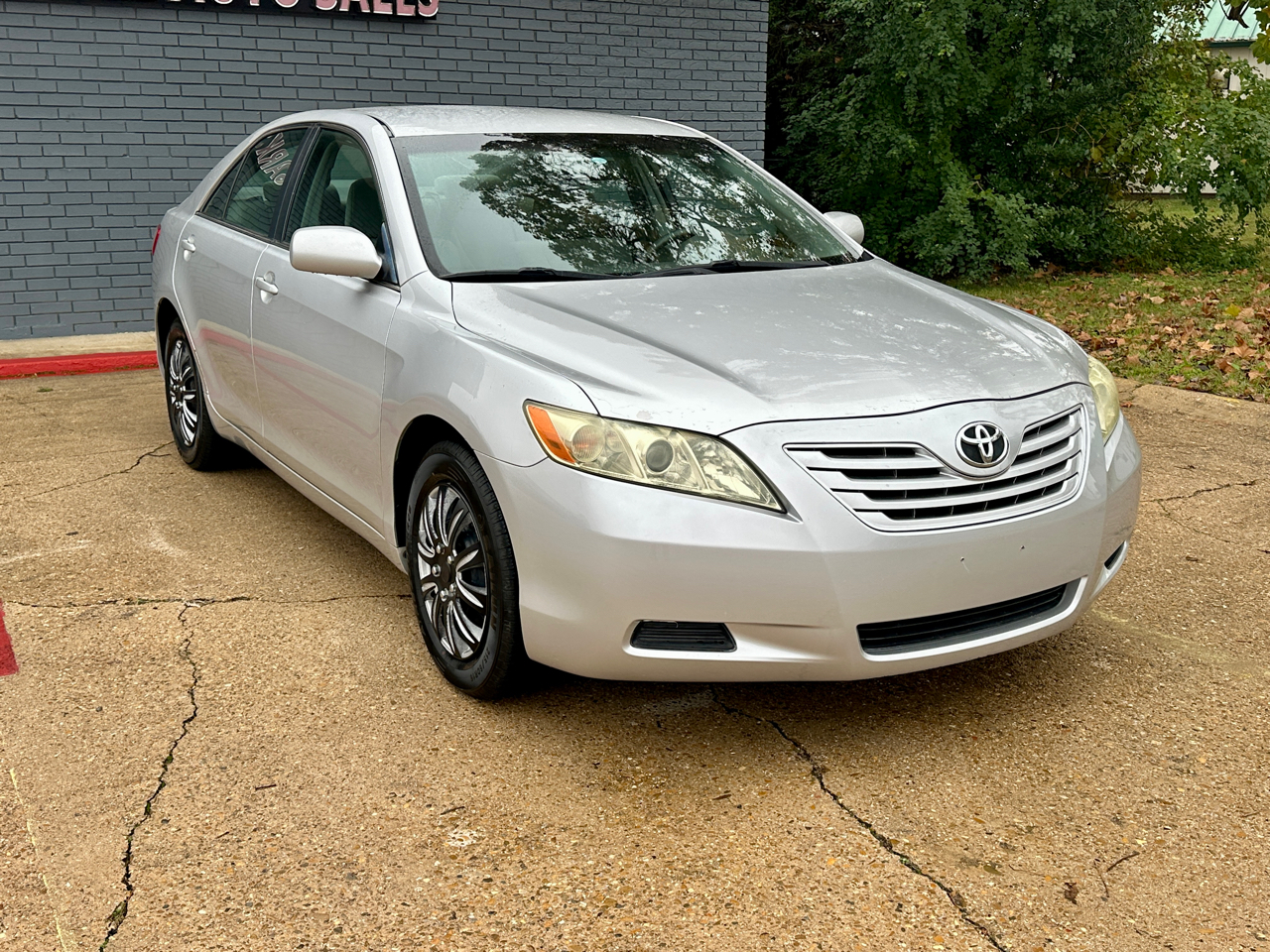 Toyota Camry 4dr Sdn LE Auto 2009