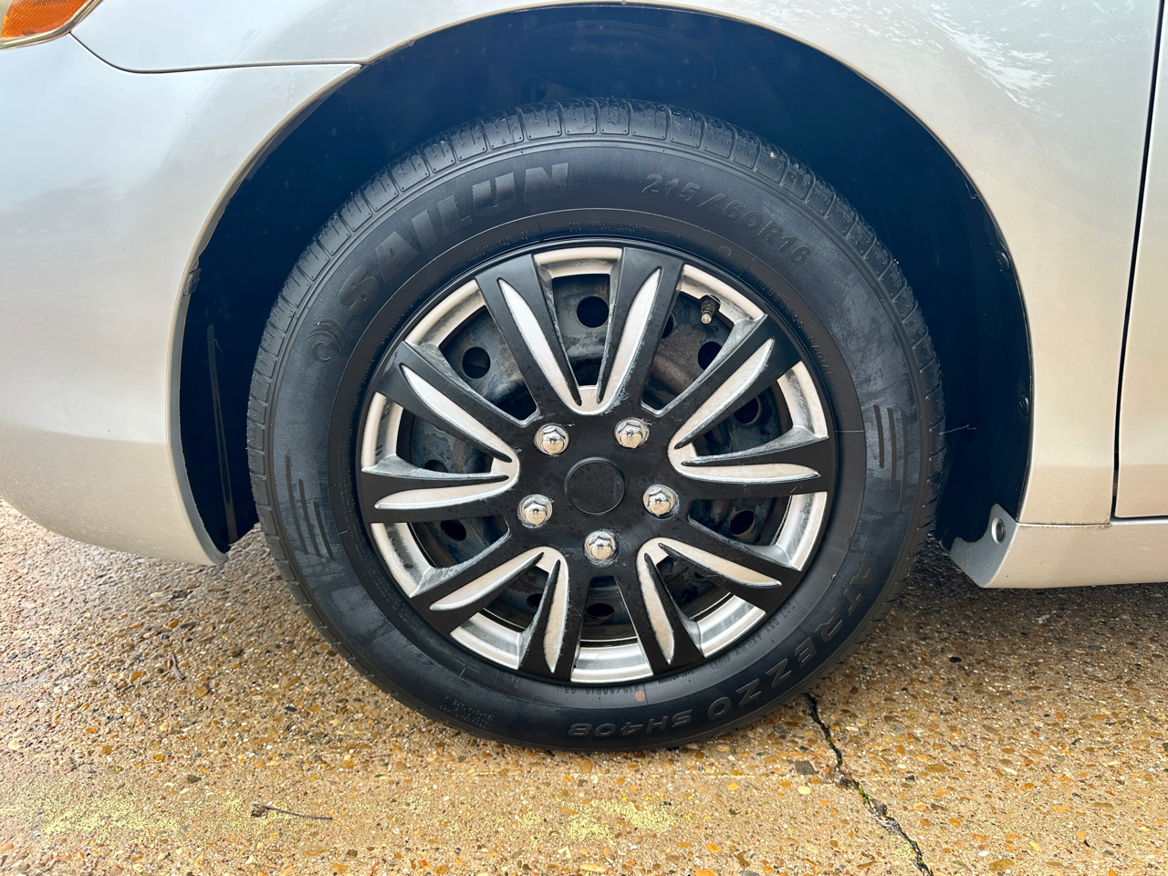 Toyota Camry 4dr Sdn LE Auto 2009