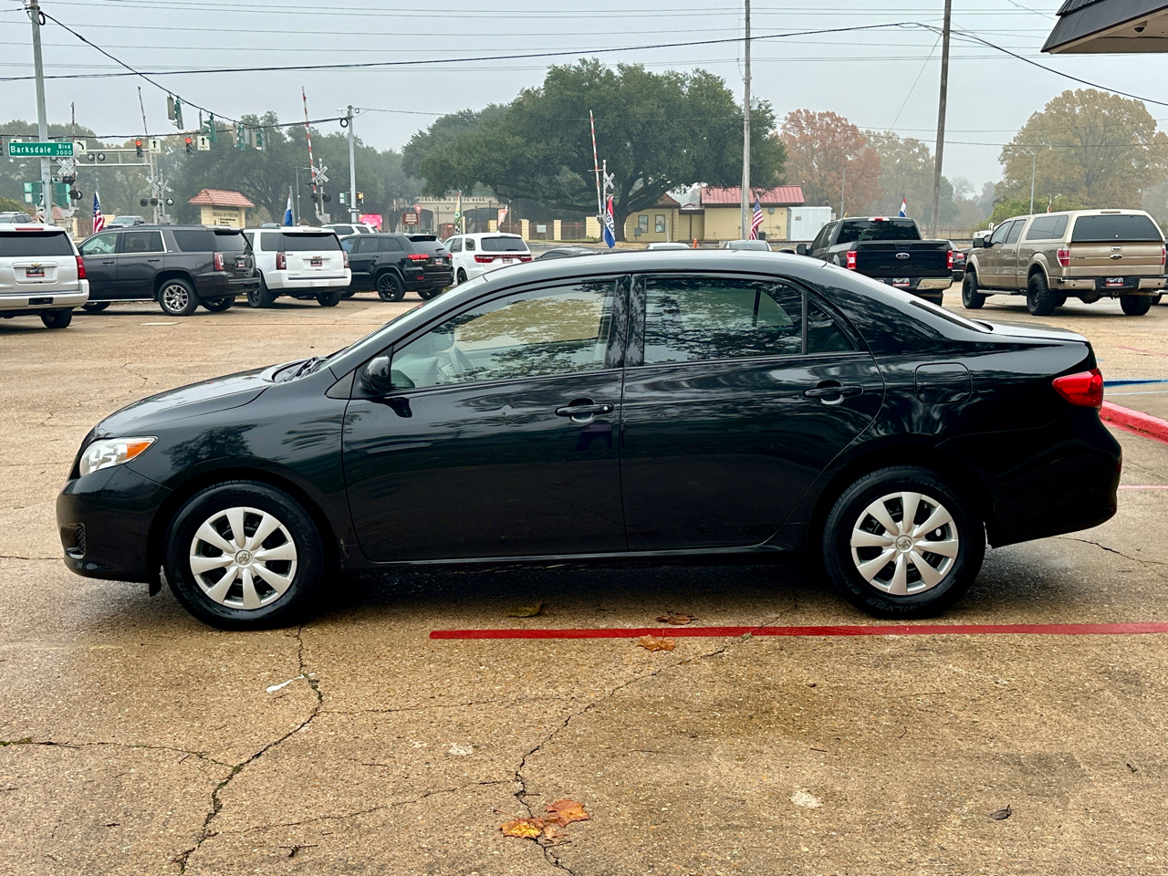 Toyota Corolla 4dr Sdn LE Auto 2010