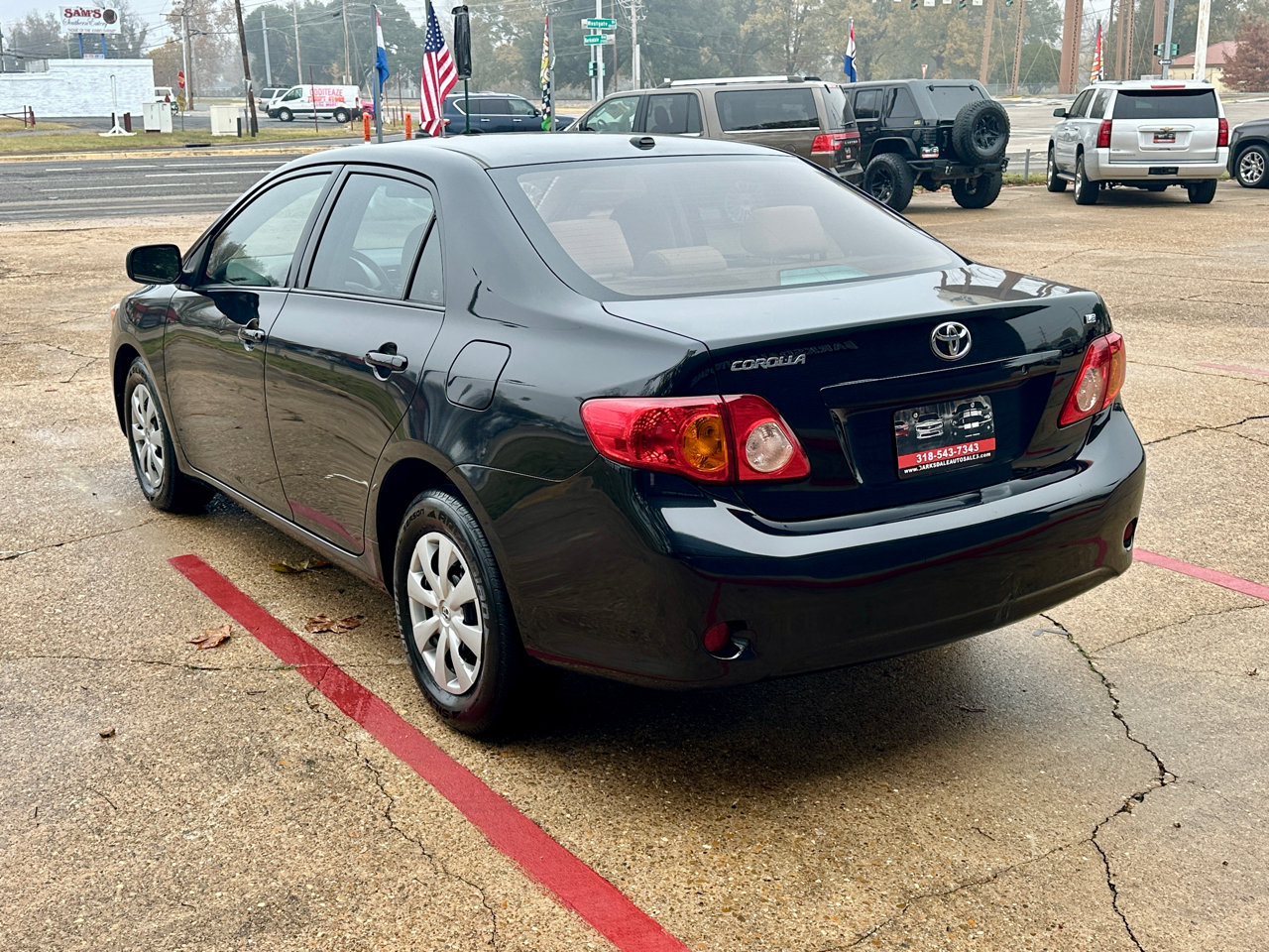 Toyota Corolla 4dr Sdn LE Auto 2010