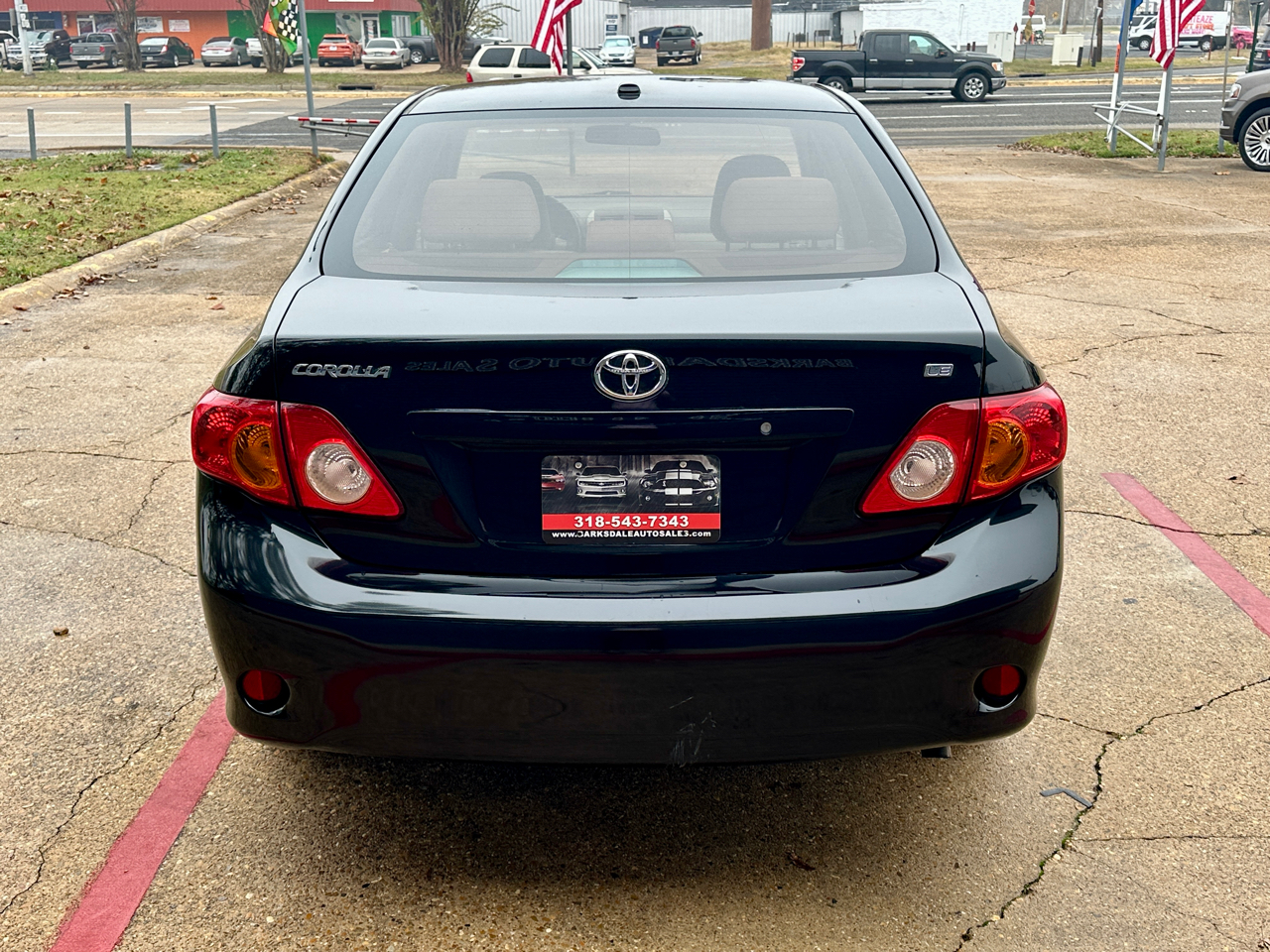 Toyota Corolla 4dr Sdn LE Auto 2010