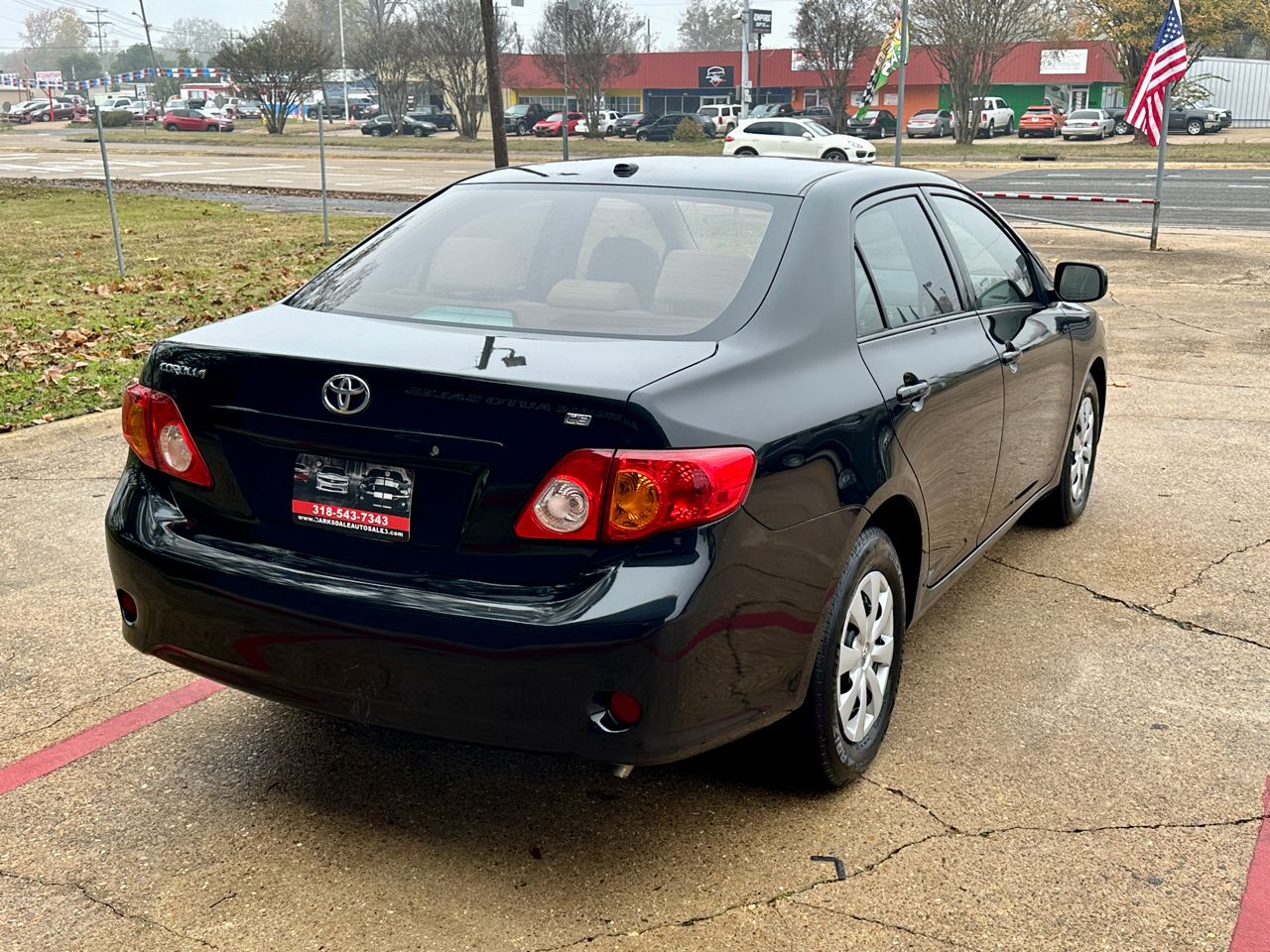 Toyota Corolla 4dr Sdn LE Auto 2010
