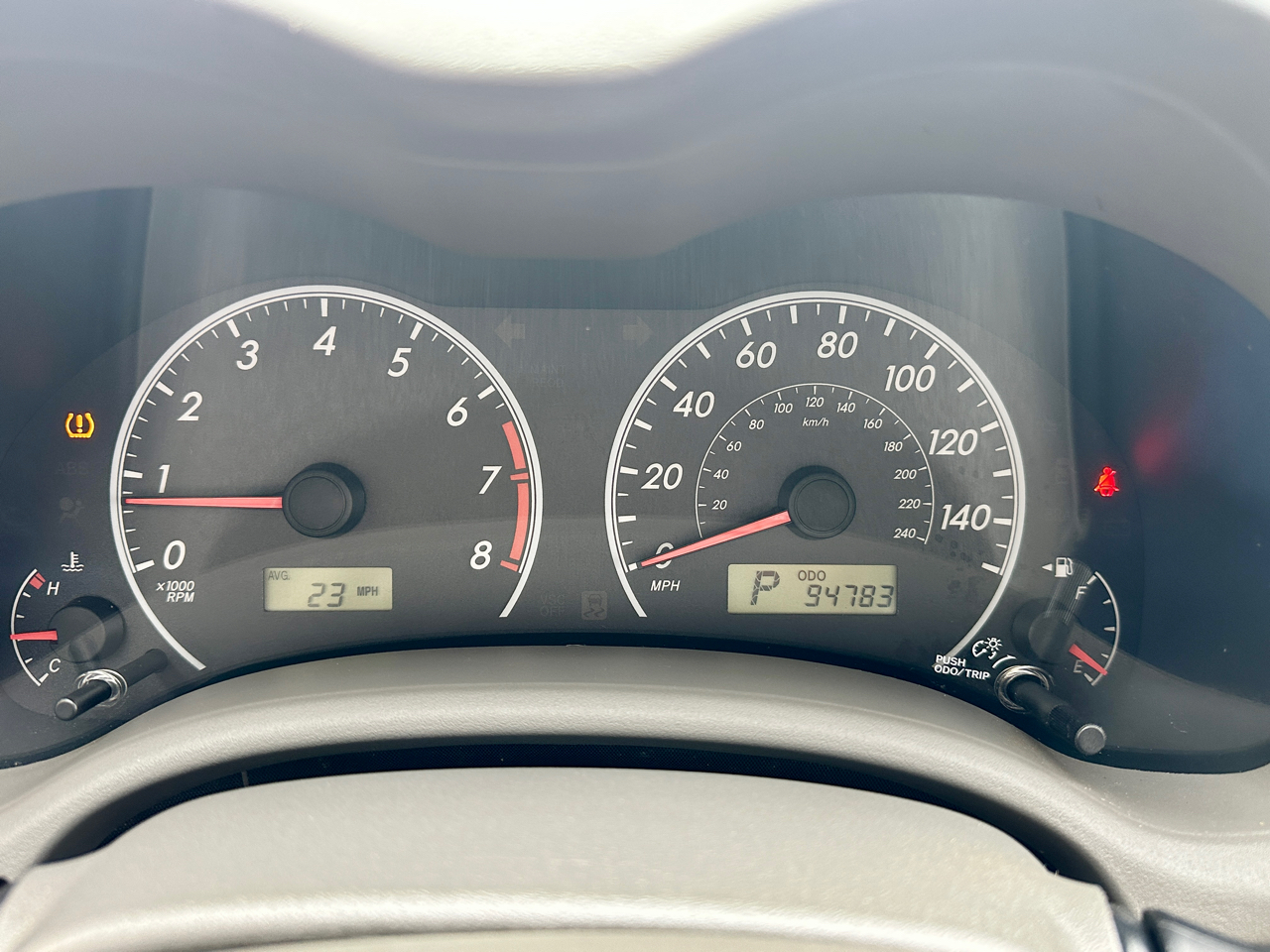 Toyota Corolla 4dr Sdn LE Auto 2010