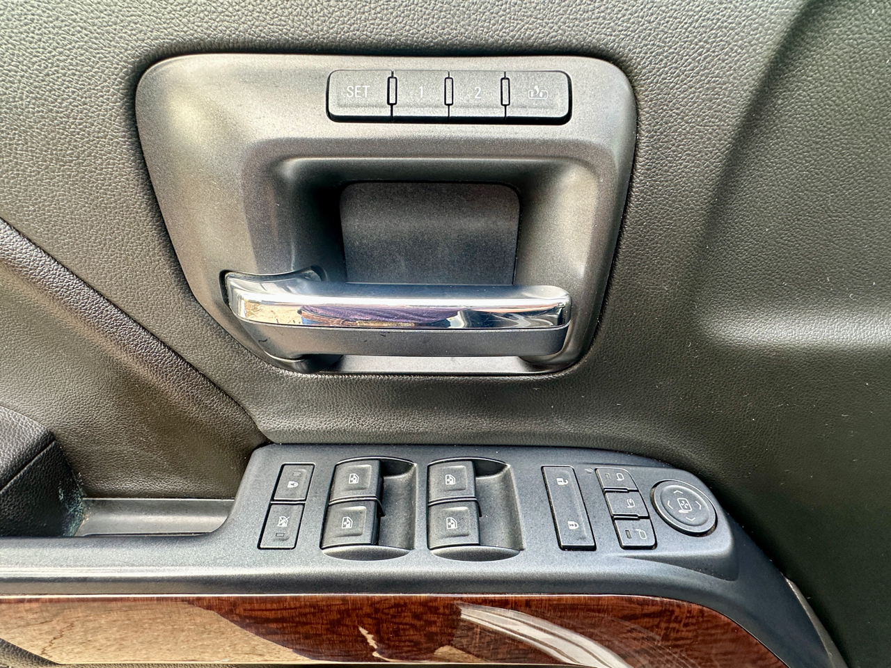 GMC 1500 Reg Cab 117.5" 4WD 2017