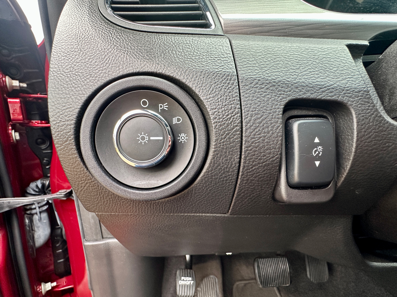 Ford Taurus 4dr Sdn SEL 2017