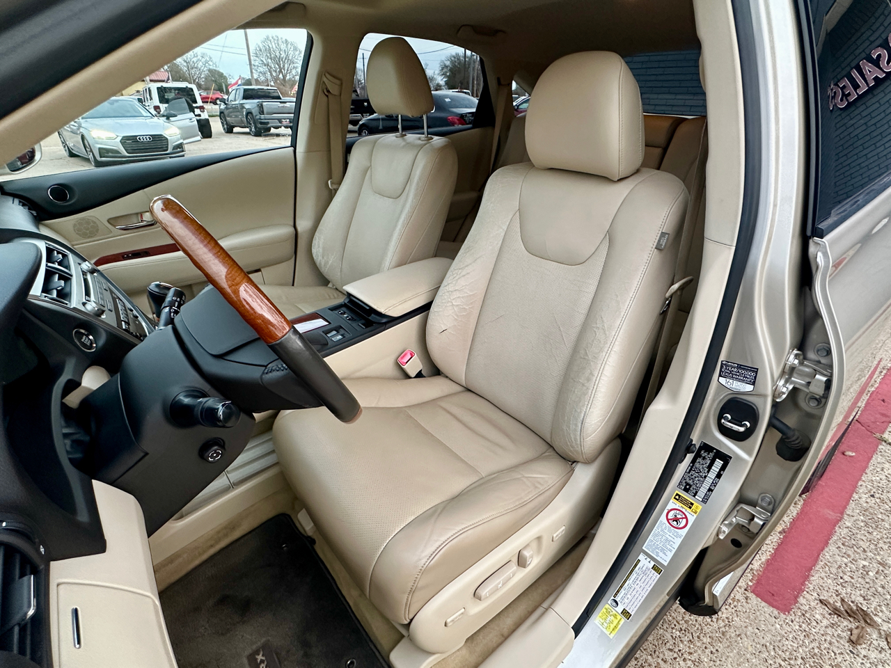 Lexus RX 350 Base 4D SUV FWD 2012