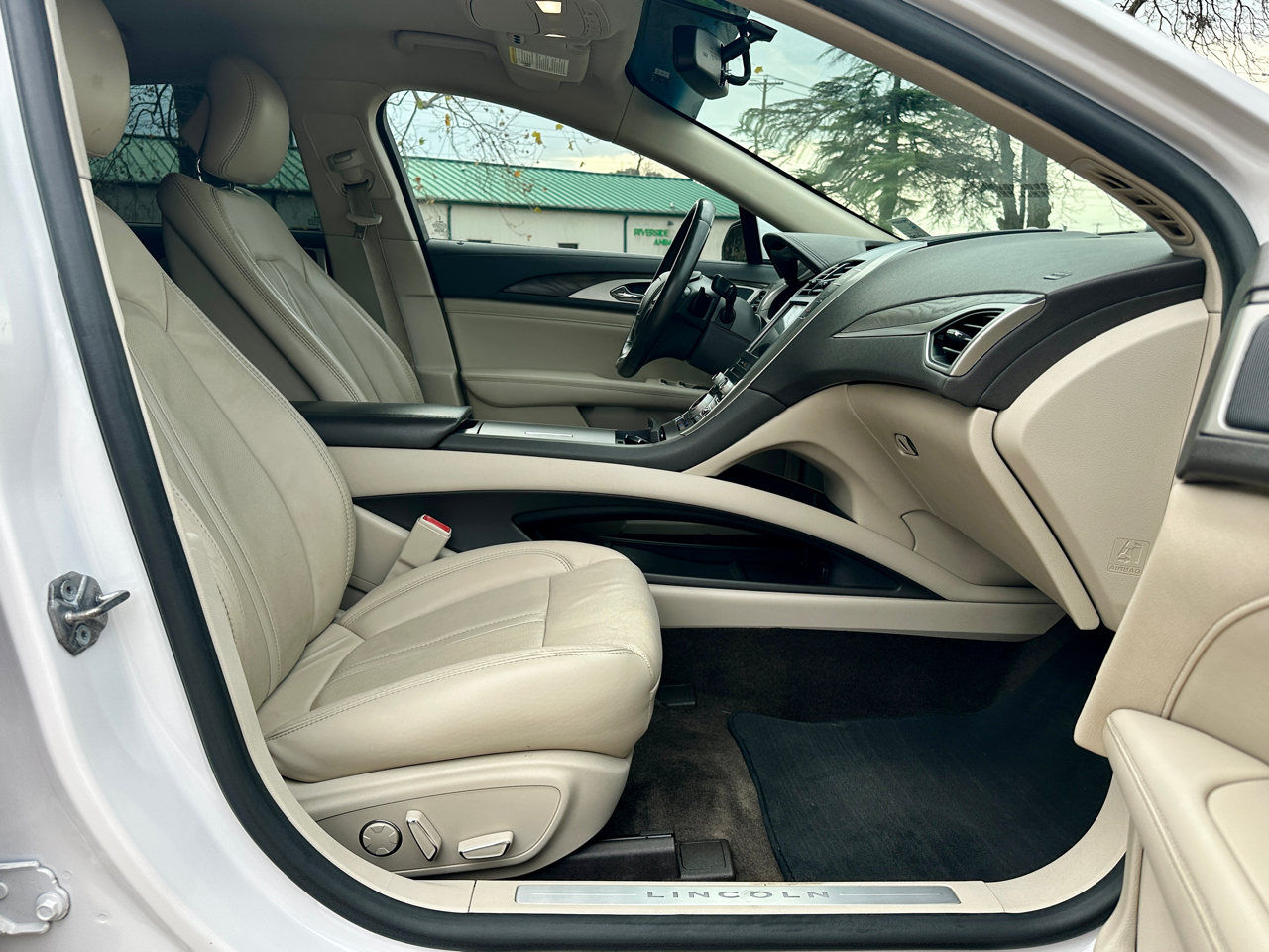 Lincoln Lincoln MKZ FWD 2017