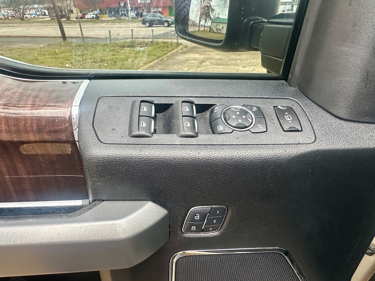 Ford F-250 Platinum 2017