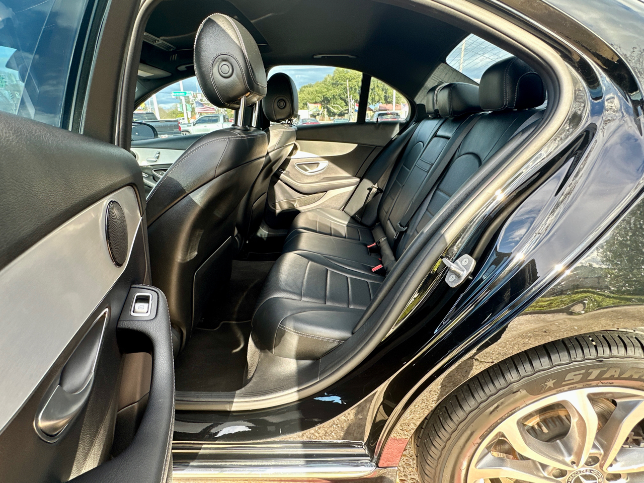 Mercedes-Benz C300  2018