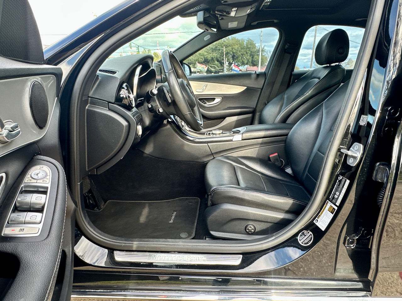 Mercedes-Benz C300  2018