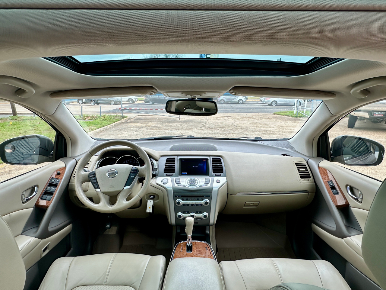 Nissan Murano AWD 4dr LE 2011