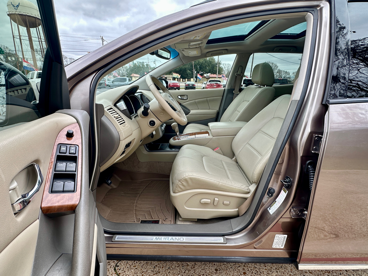 Nissan Murano AWD 4dr LE 2011