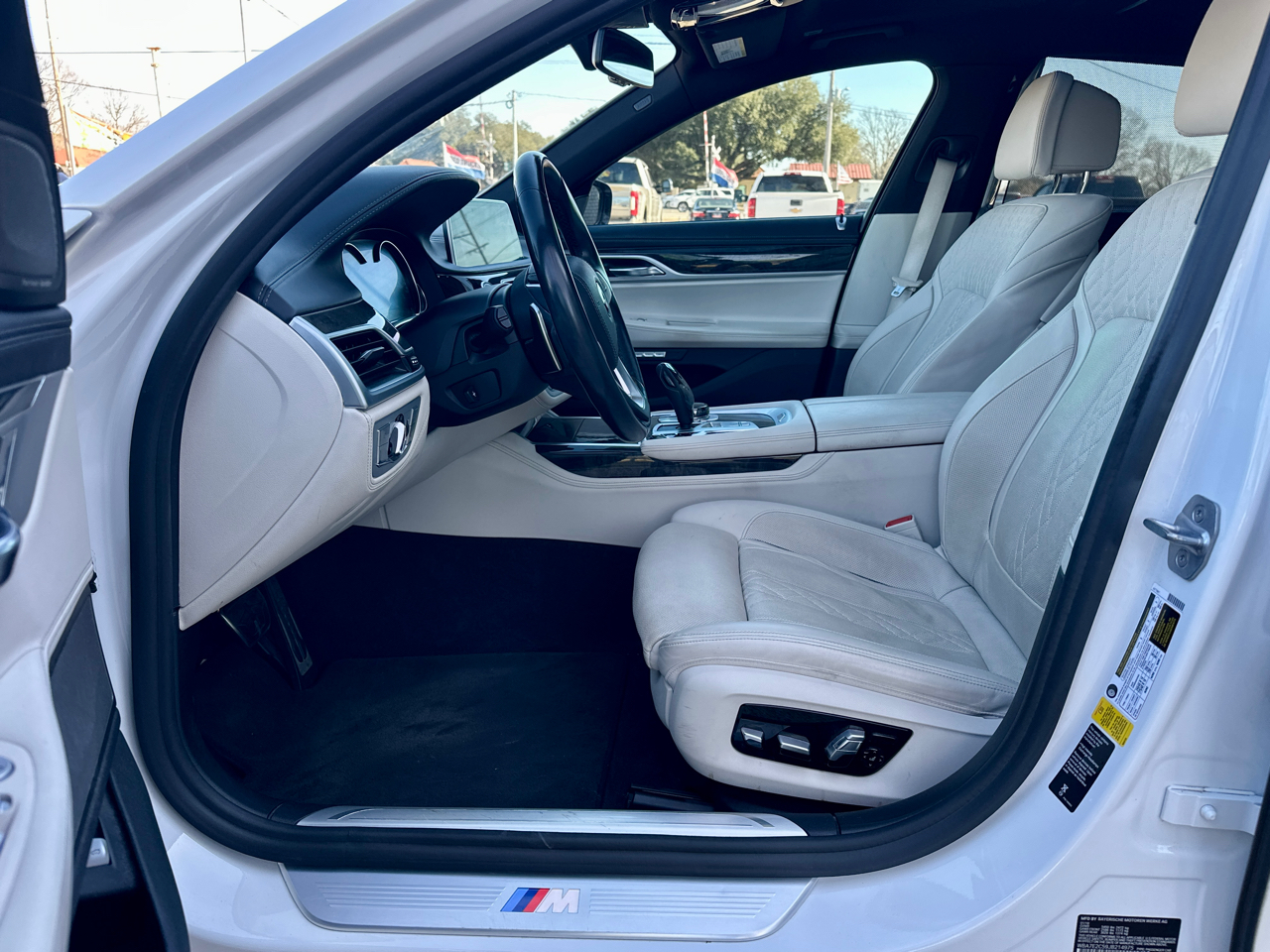 BMW 740i Base 2018
