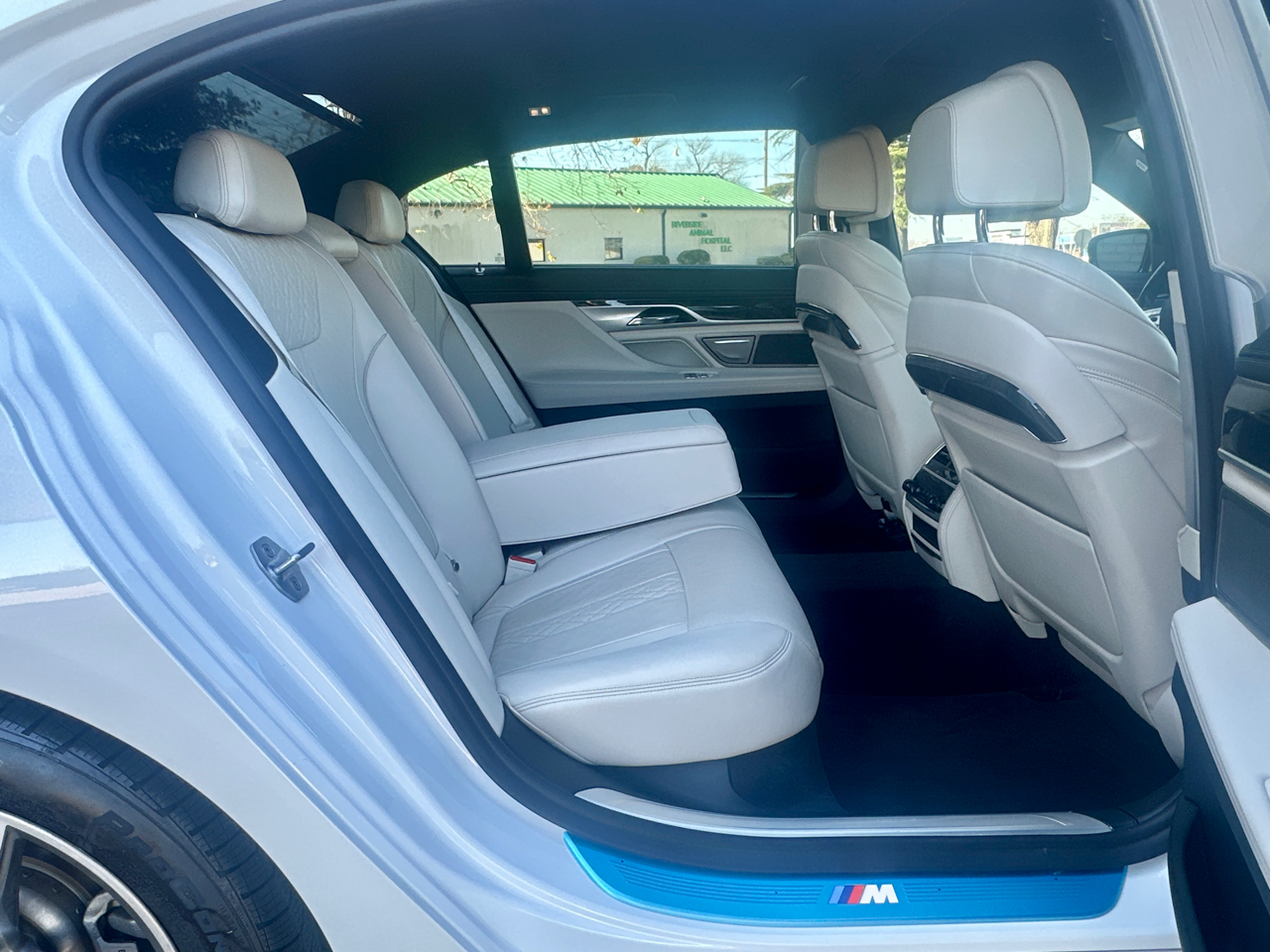 BMW 740i Base 2018