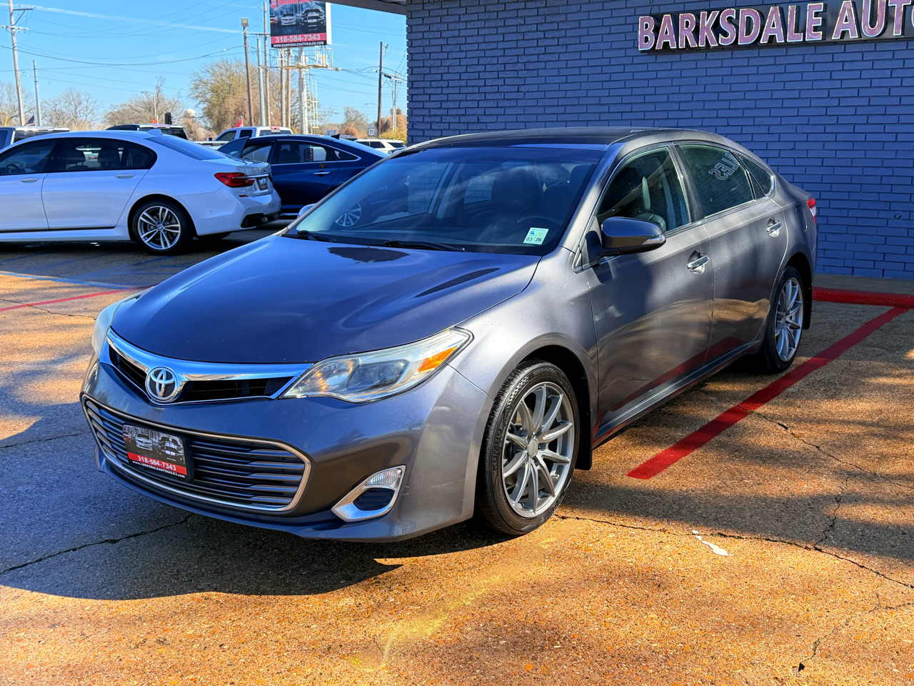 Toyota Avalon 4dr Sdn Limited (Natl) 2013