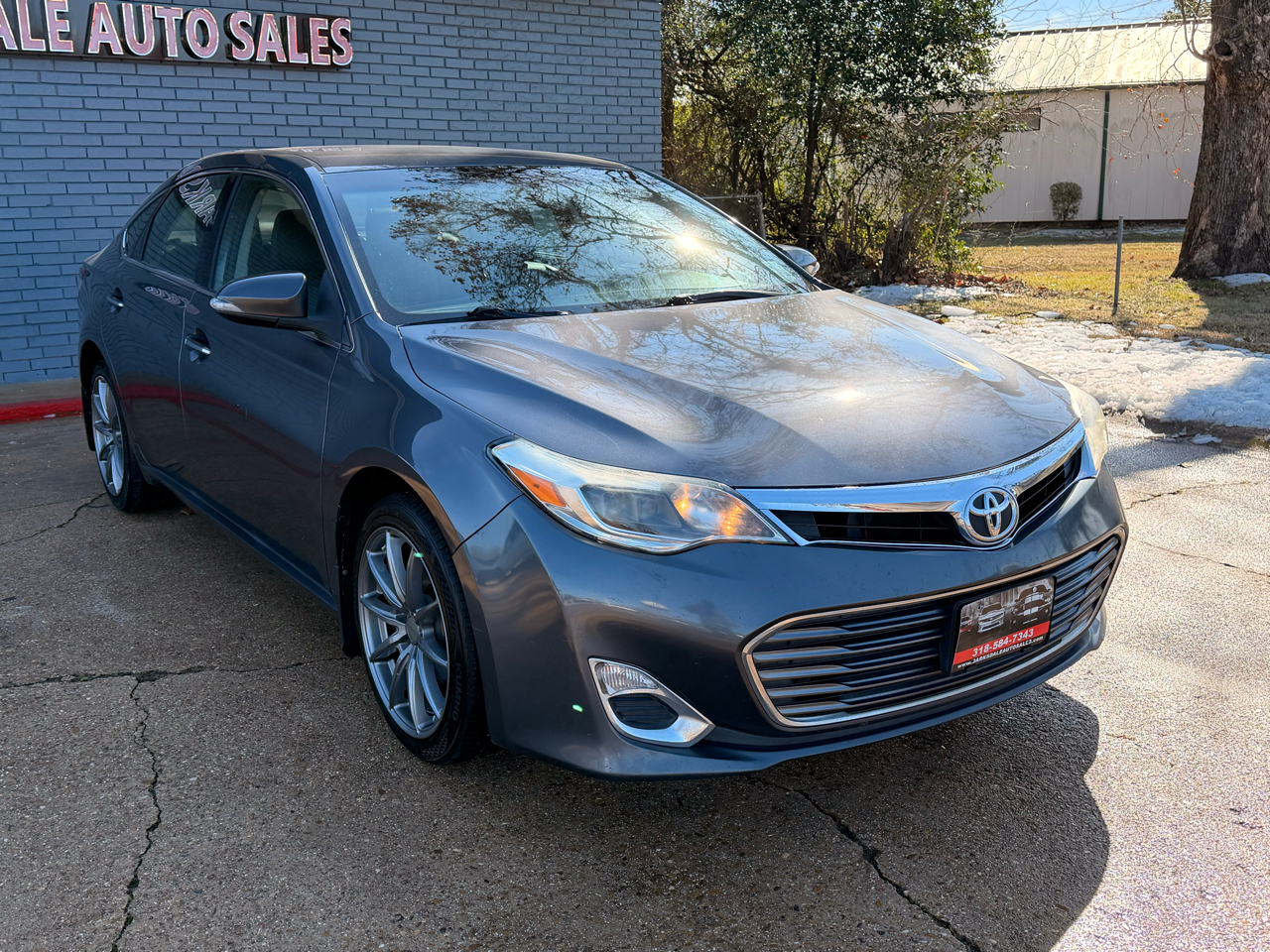 Toyota Avalon 4dr Sdn Limited (Natl) 2013