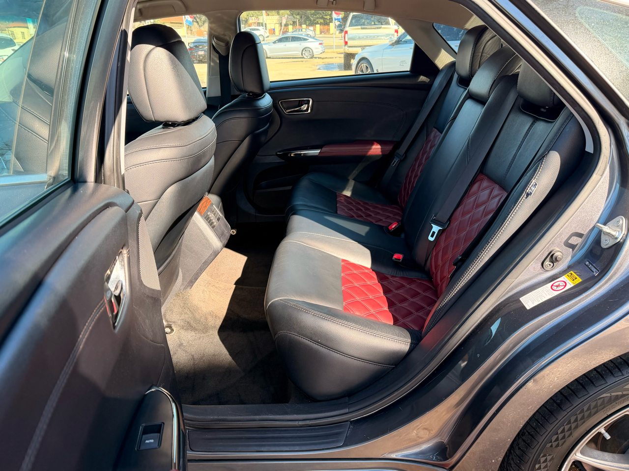 Toyota Avalon 4dr Sdn Limited (Natl) 2013