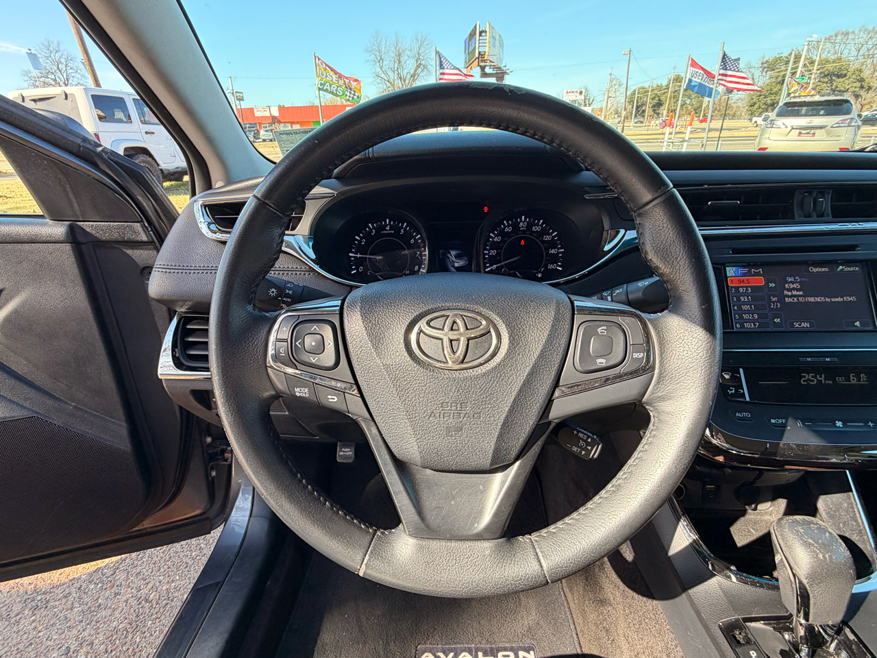 Toyota Avalon 4dr Sdn Limited (Natl) 2013