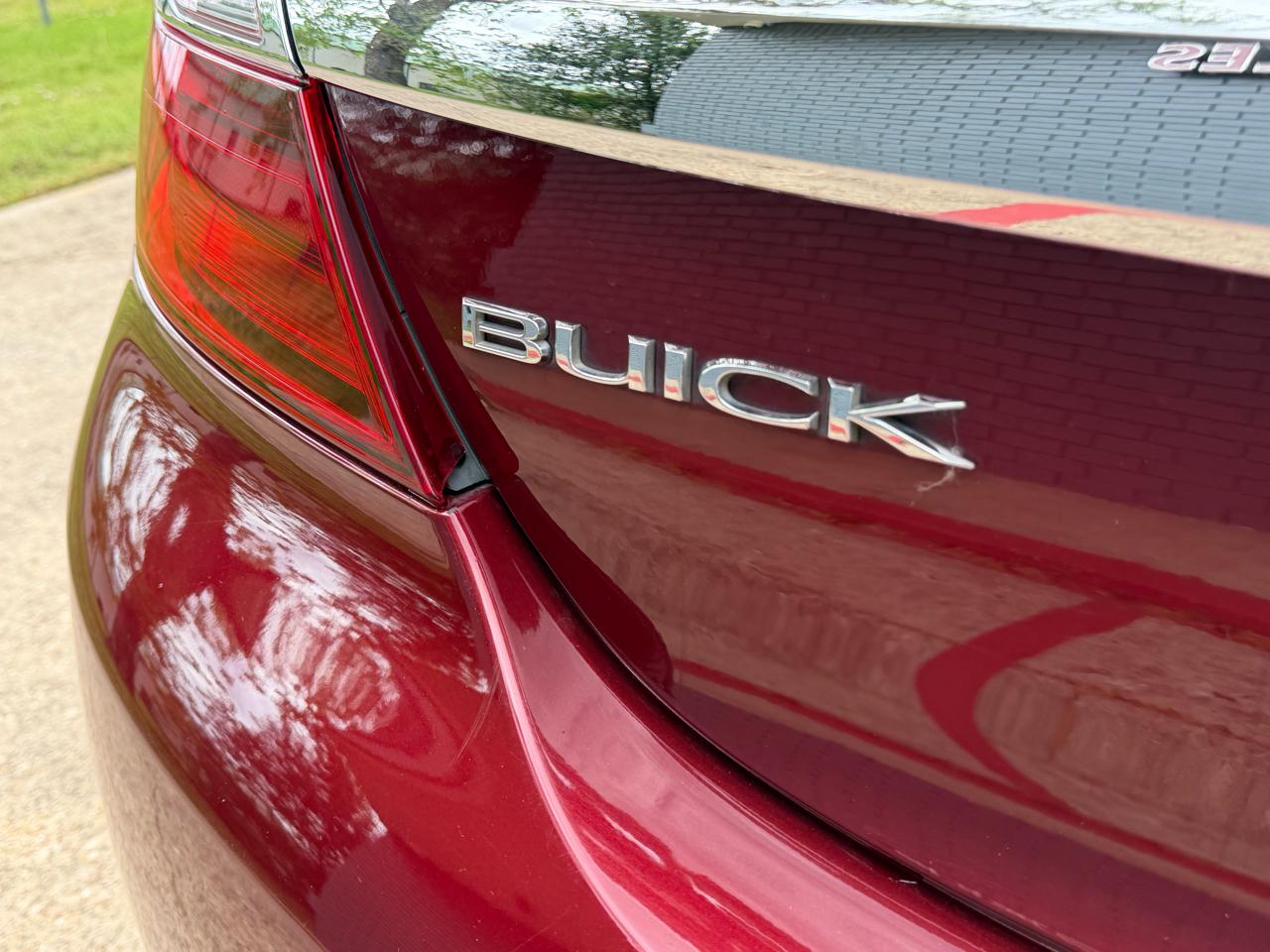 Buick Regal 4dr Sdn Limited 2017