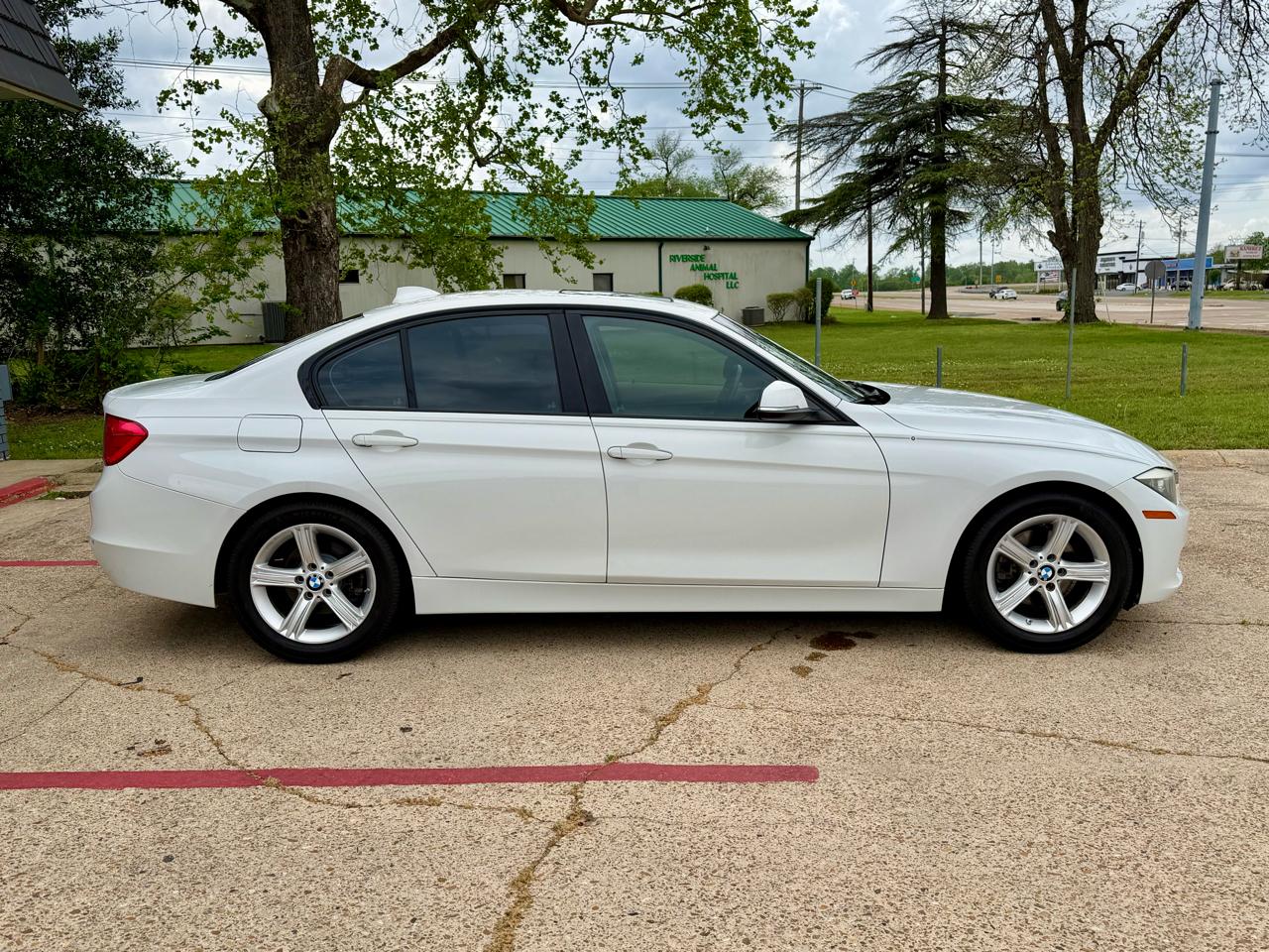BMW 320i Base 2014