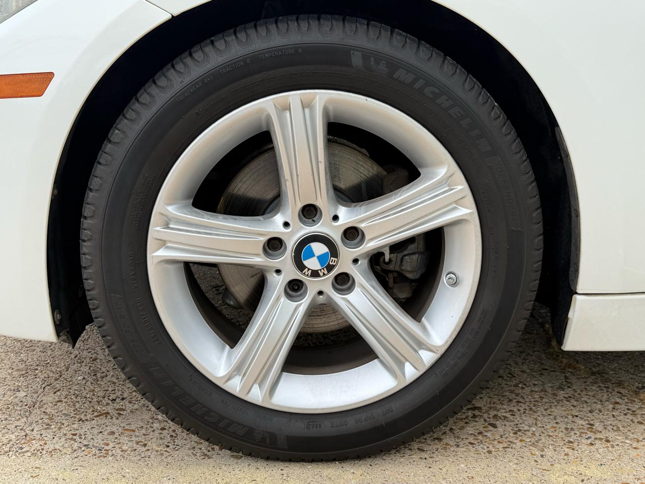 BMW 320i Base 2014