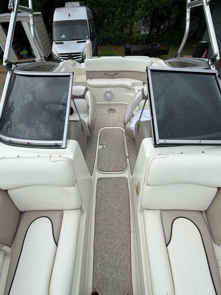 Caravelle Interceptor  2008