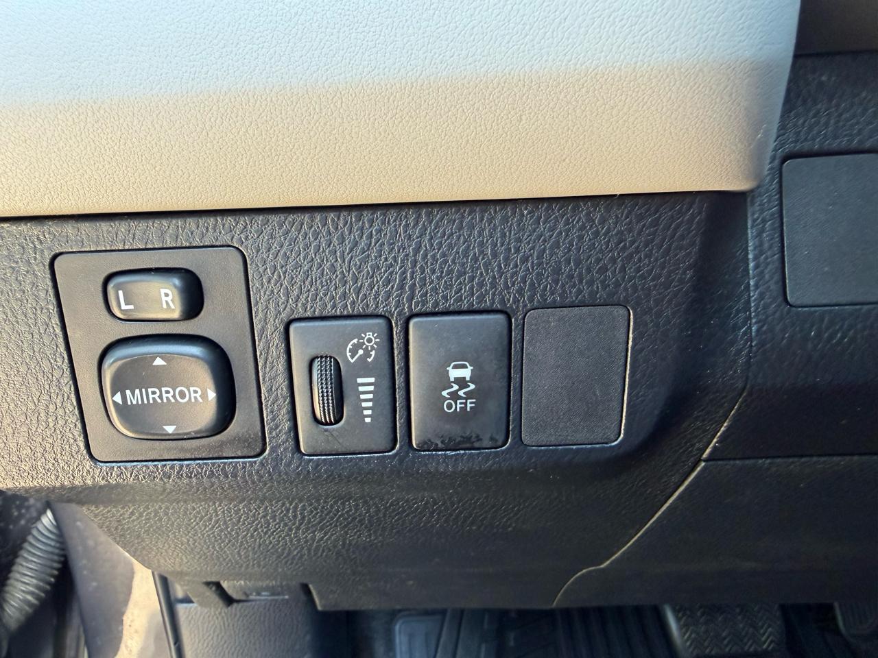 Toyota RAV4 4dr Auto 2013