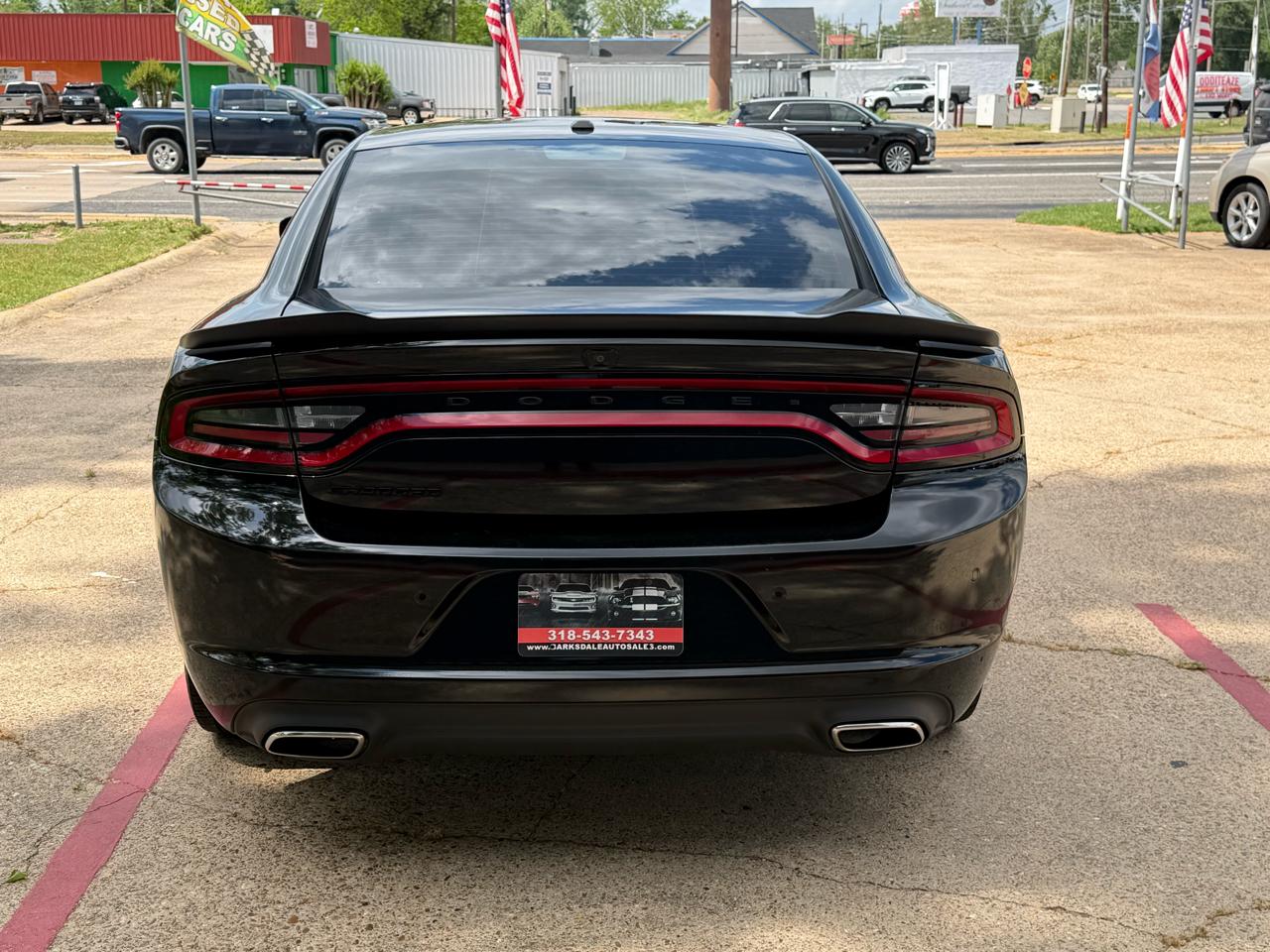 Dodge Charger 4dr Sdn SXT RWD 2021