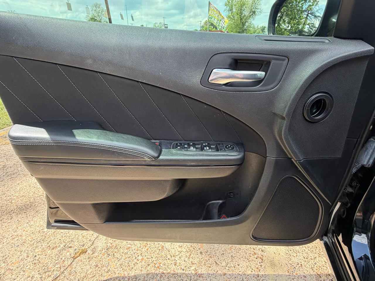 Dodge Charger 4dr Sdn SXT RWD 2021