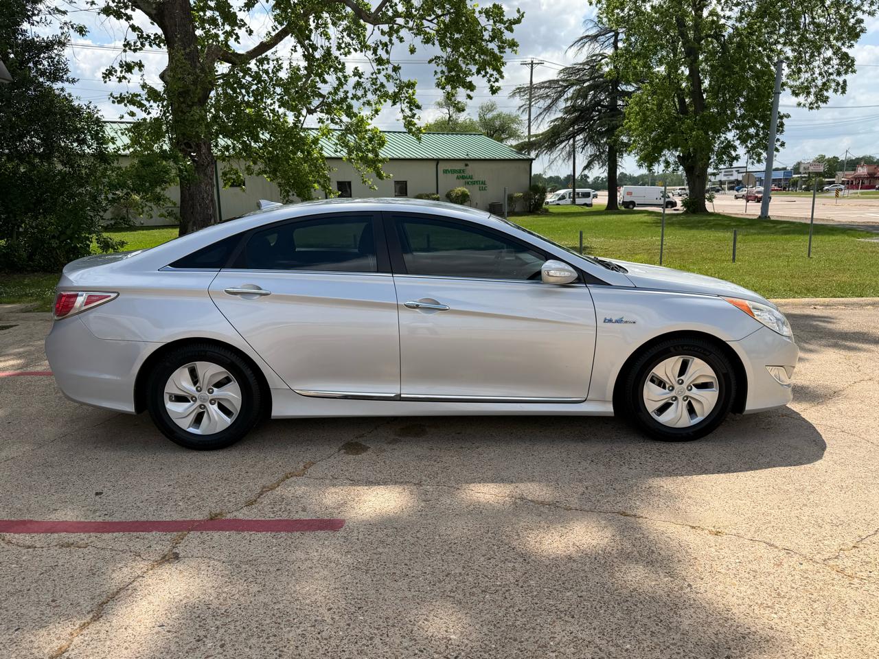 Hyundai Sonata Hybrid  2015