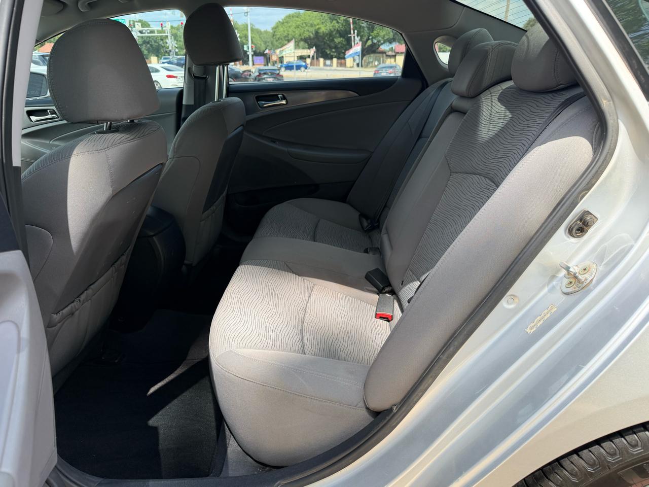 Hyundai Sonata Hybrid  2015