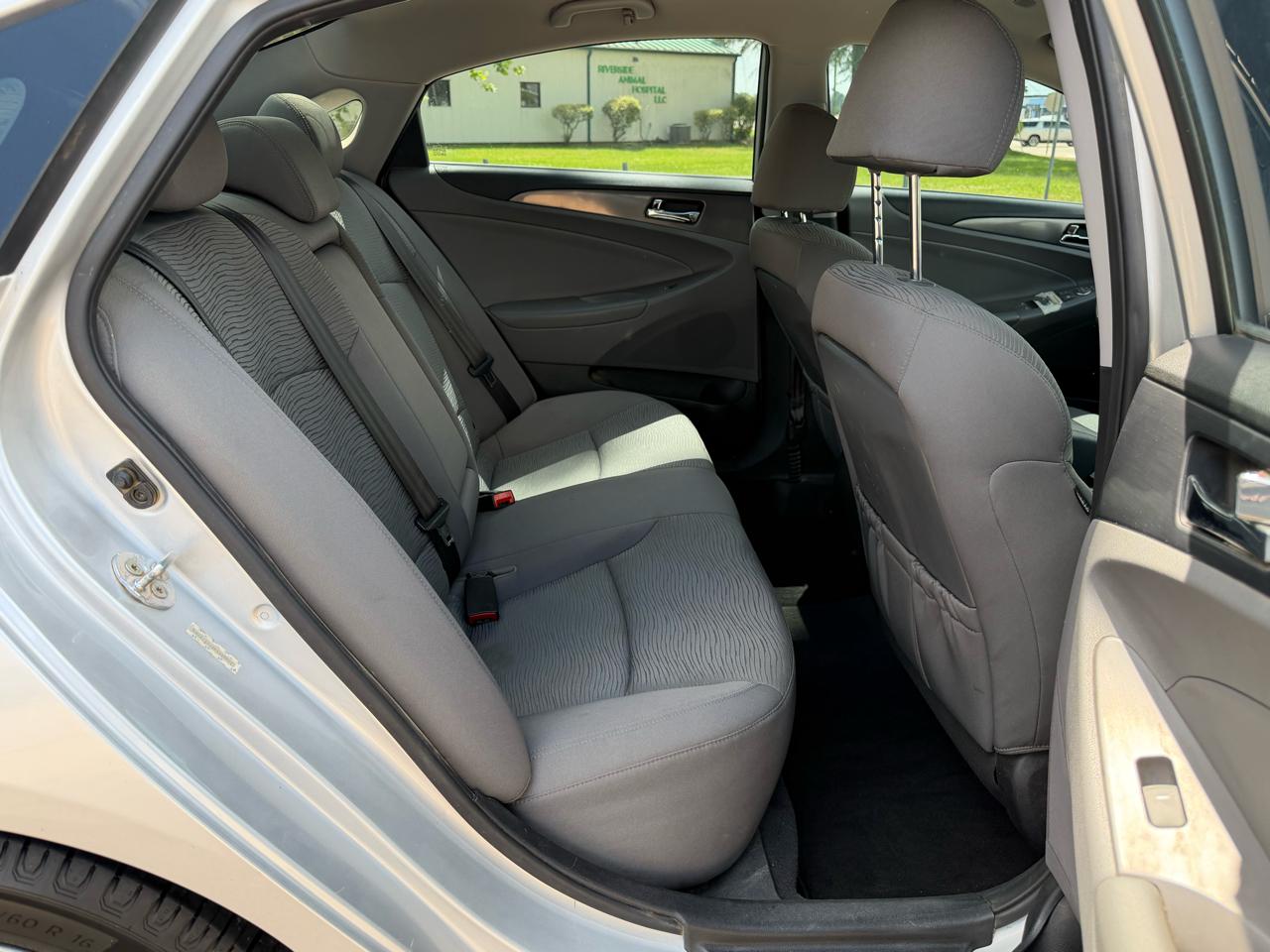 Hyundai Sonata Hybrid  2015