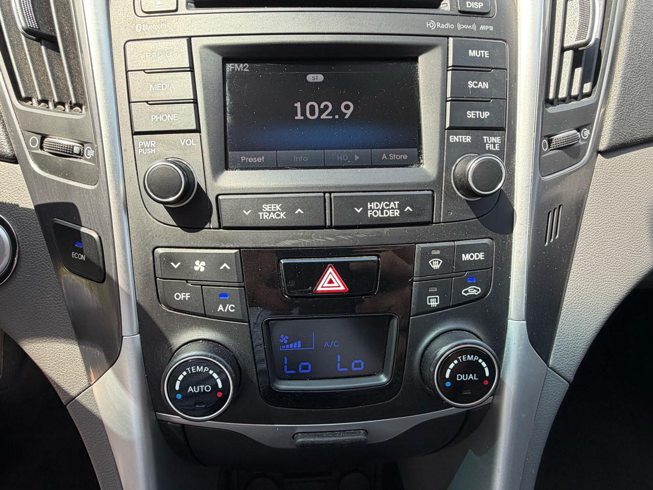 Hyundai Sonata Hybrid  2015