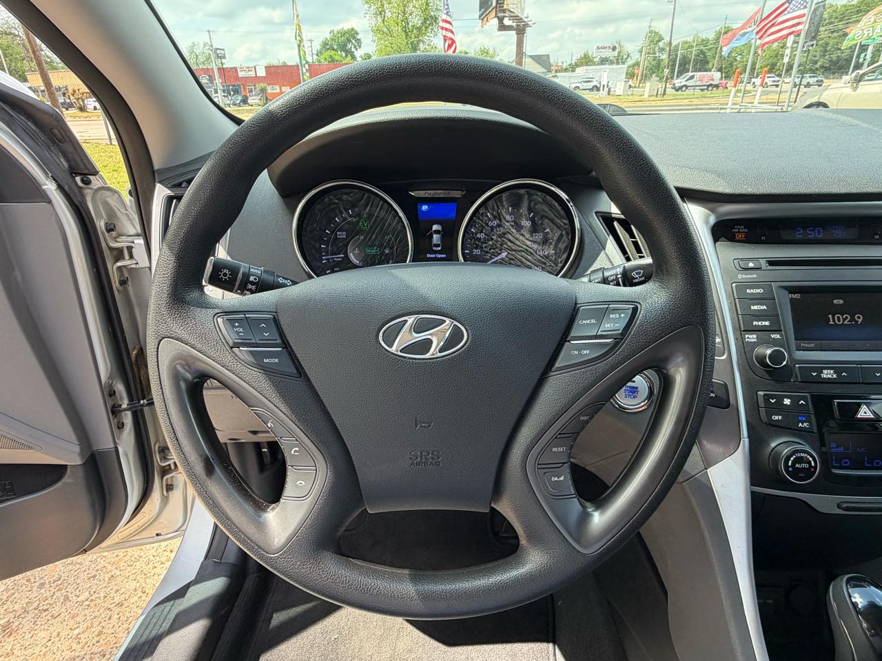 Hyundai Sonata Hybrid  2015