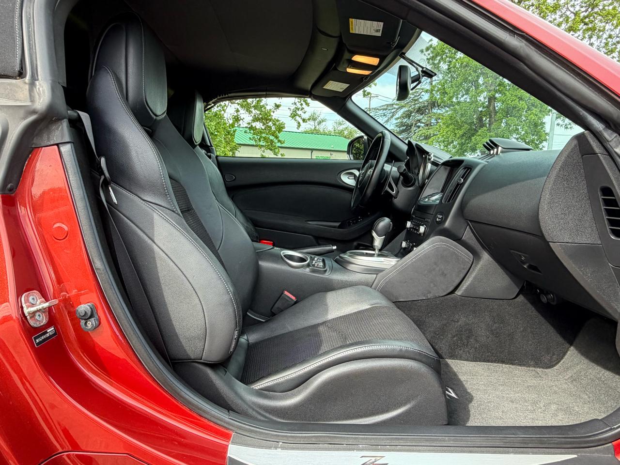 Nissan 370Z 2dr Cpe Auto Touring 2013