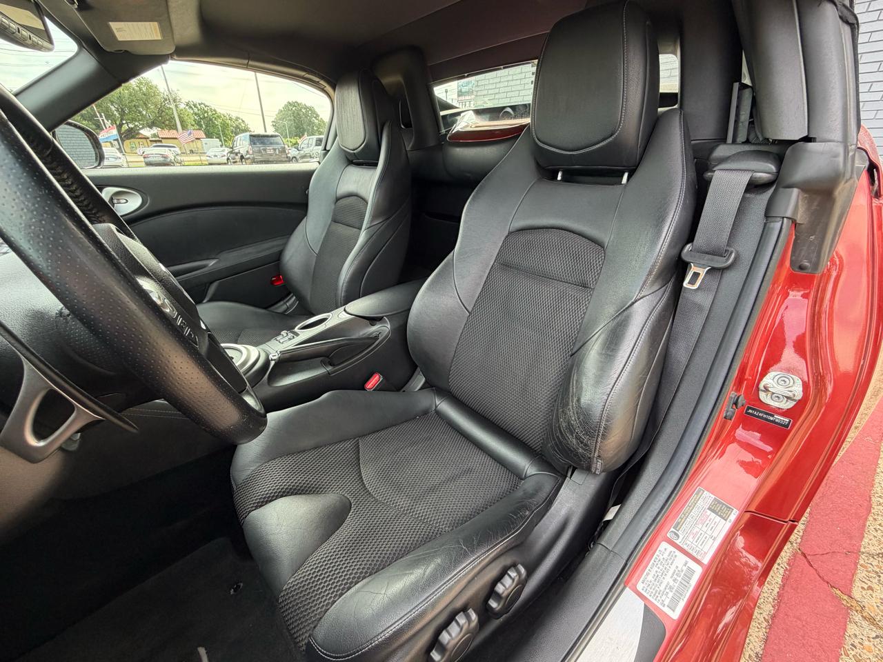 Nissan 370Z 2dr Cpe Auto Touring 2013