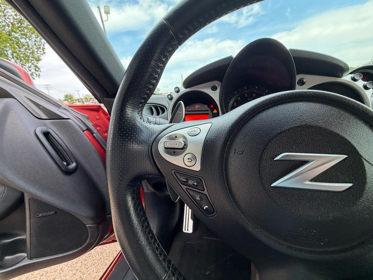 Nissan 370Z 2dr Cpe Auto Touring 2013