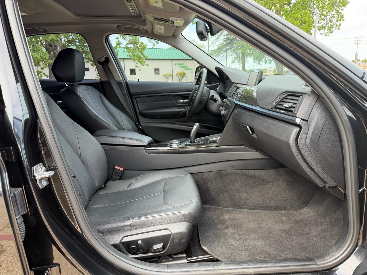 BMW 328i xDrive Base 2015