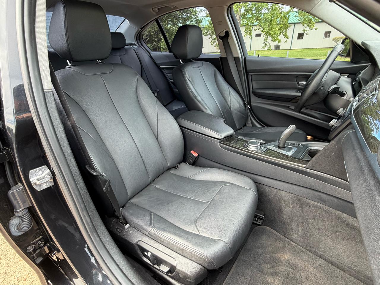 BMW 328i xDrive Base 2015