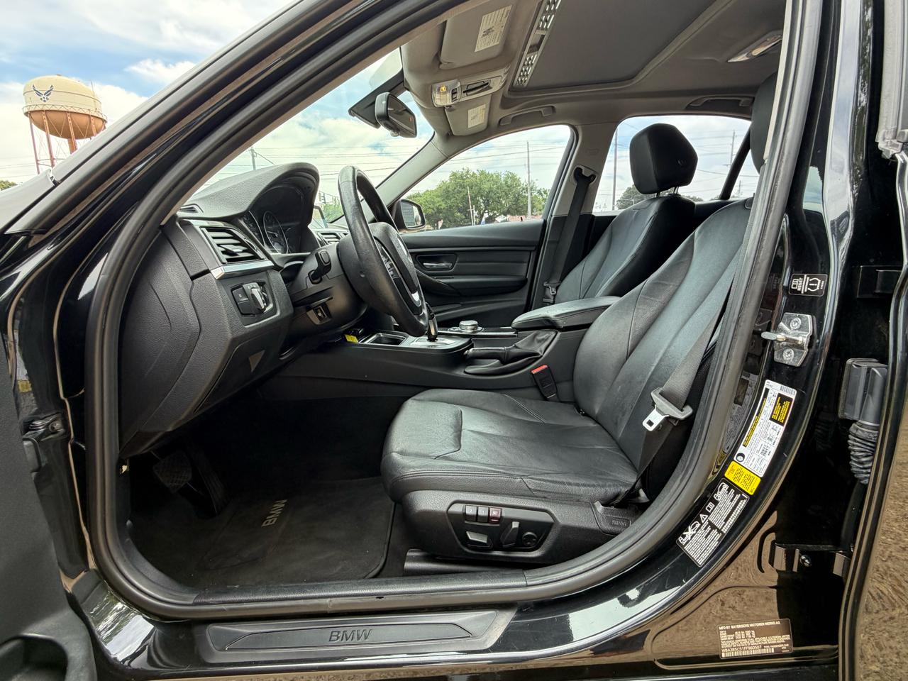 BMW 328i xDrive Base 2015