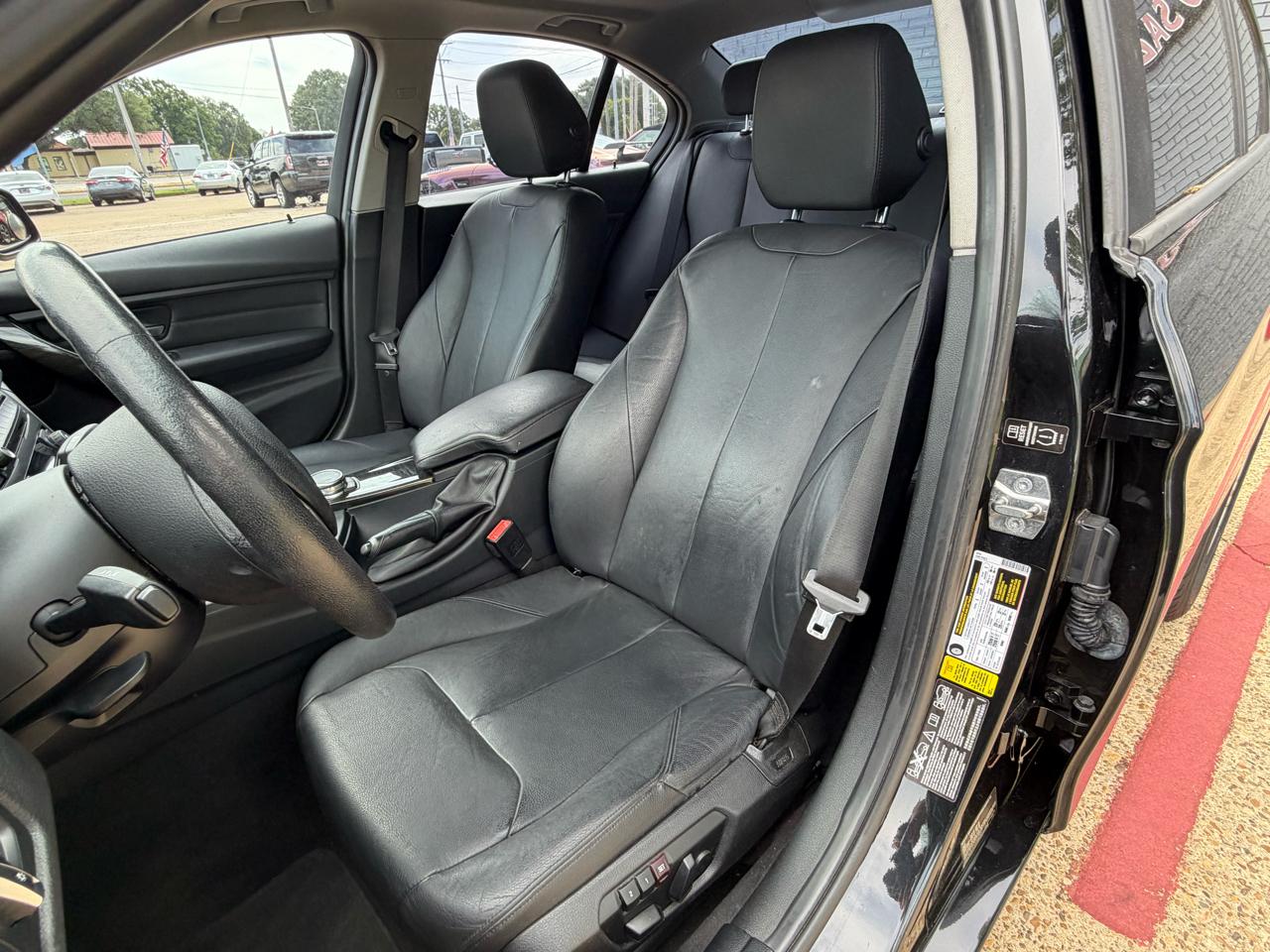 BMW 328i xDrive Base 2015